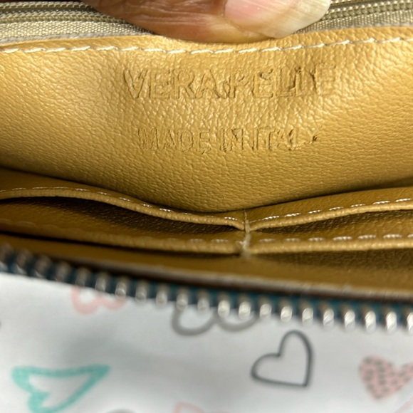 VERA PELLE aqua blue floral design zip around wallet. Holds up to 8 cards. - Picture 7 of 9